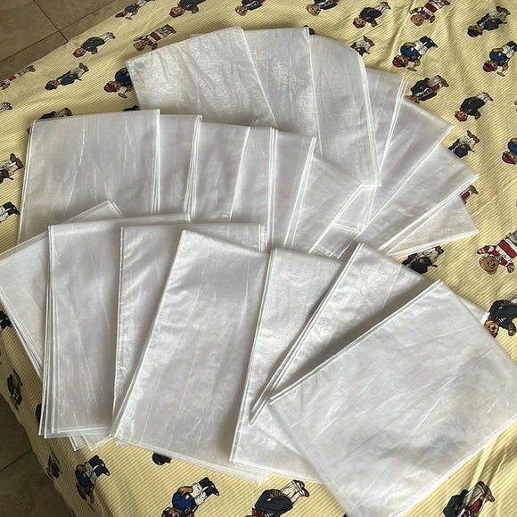 Organza decorative bow material / 52” x 9” - Picture 4 of 7